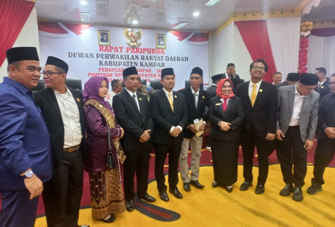 Ahmad Taridi Resmi Jabat Ketua DPRD Kampar