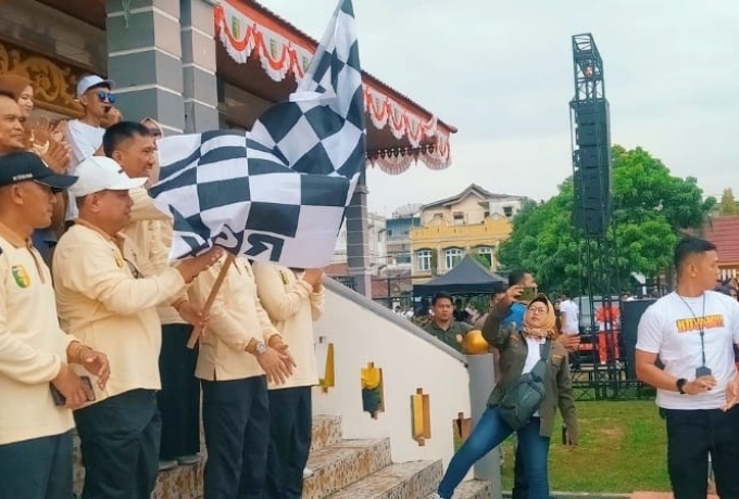 Memeriahkan Hari Jadi Kuansing Pemerintah Menggelar Gerak Jalan Santai