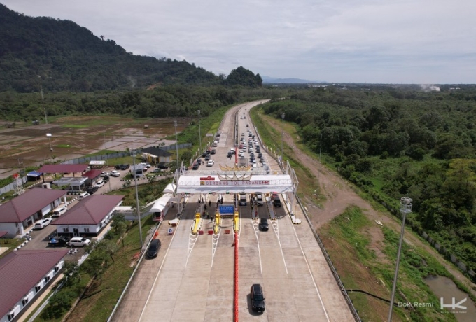 Hari Pertama Dibuka, 2.813 Kendaraan Melintasi Tol Padang-Sicincin