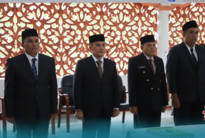 Bupati Sukiman Lantik Dewan Pengawas dan Dewan Direksi Perumda RHJ