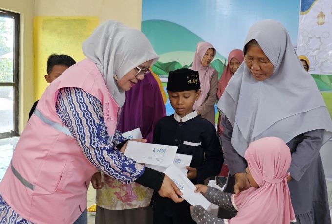 YBM dan Srikandi PLN Santunan Anak Yatim dan Dhuafa di Bengkulu