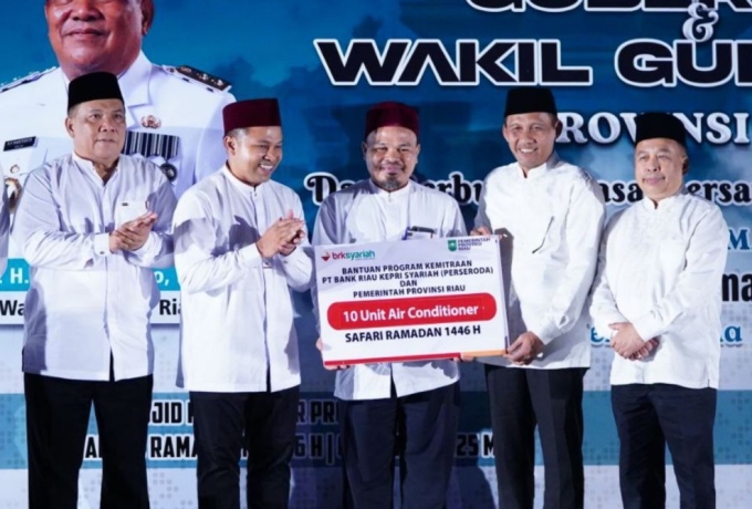 Gubri Abdul Wahid Salurkan Bantuan CSR