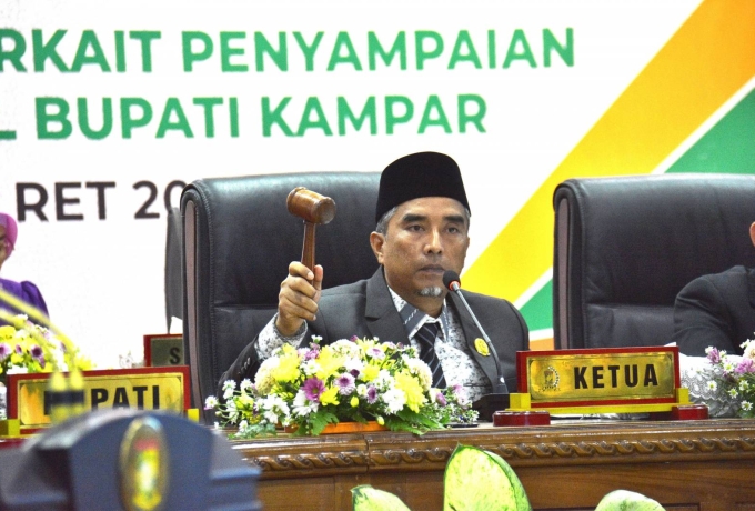 DPRD Kampar Dengarkan Visi Misi Bupati