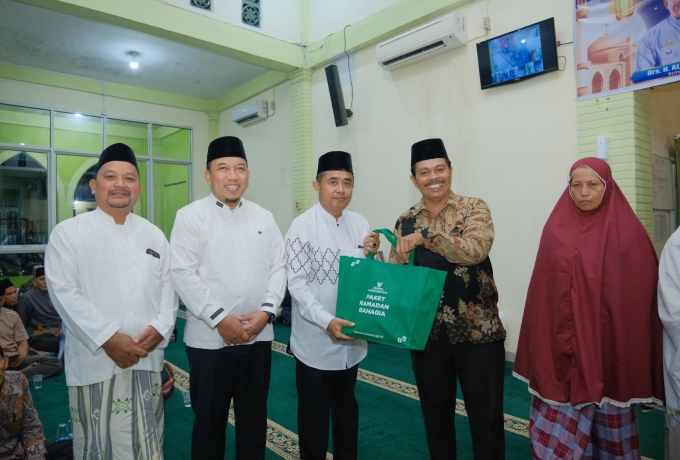 Safari Ramadan, Wabup Siak Himbau Peduli Sesama
