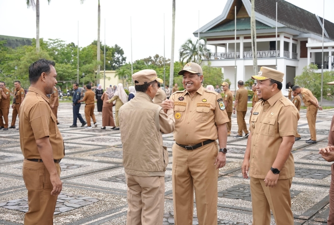Apel Perdana Pasca Idul Fitri 1446 H, Alfedri Ajak Pertahankan Integritas Untuk Siak Lebih Maju