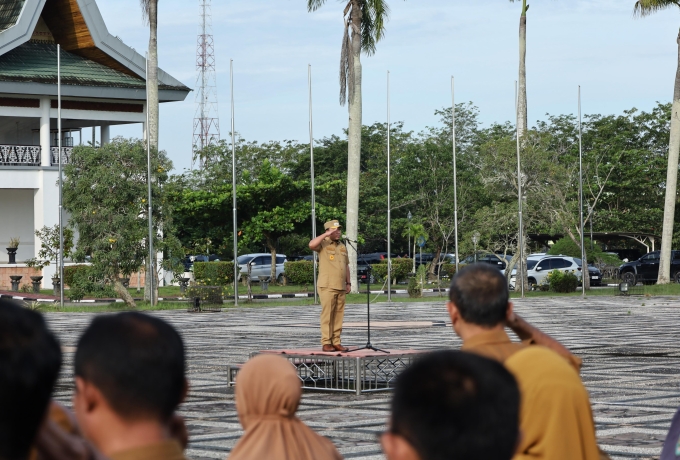 Wabup Siak Ajak ASN Tetap Fokus Kerja Meski Kondisi Keuangan Belum Stabil
