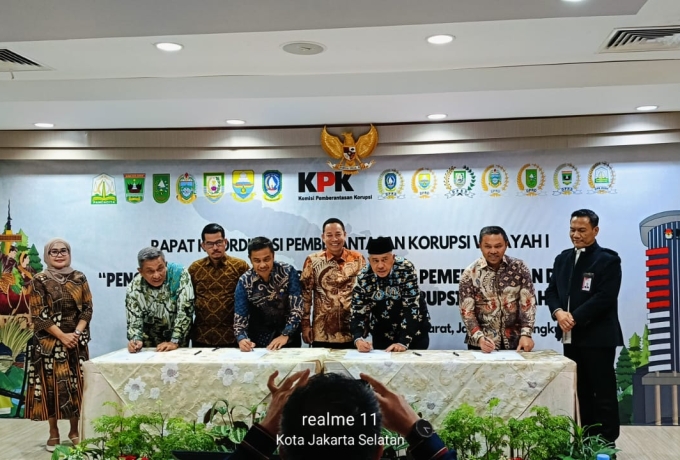 Pimpinan DPRD Kampar Bersama Pemkab Rakor dengan KPK RI