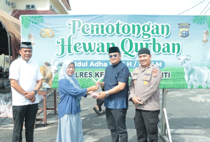 Polres Meranti berbagi keberkahan Melalui Kurban Idul Adha
