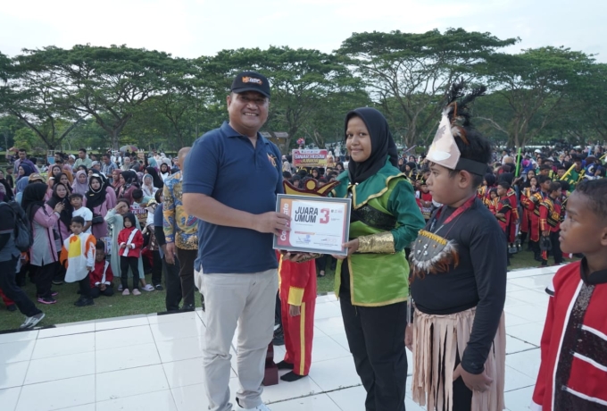 Wakil Bupati Asahan Tutup Marching Festival ke-III Tahun 2025