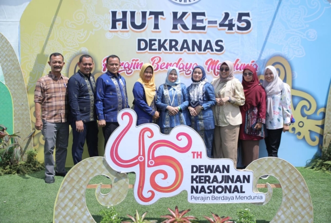 Ketua dan Wakil Ketua Dekranasda Kabupaten Asahan Ikuti Semarak HUT Ke-45 Dekranas