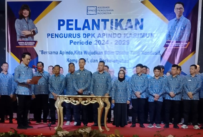 Hadiri Pelantikan Apindo Karimun, Bupati Iskandarsyah Yakin Apindo Jadi Pilar Utama Perkuat Daya Saing Daerah