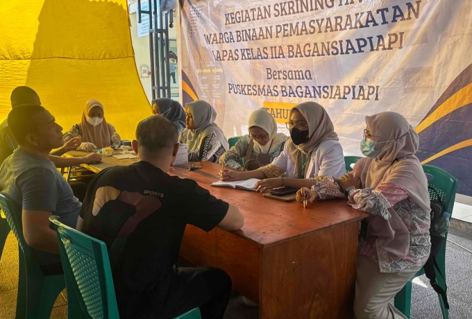Lapas Bagansiapiapi Bersama Puskemas Pastikan Kesehatan WBP Dengan Skrining HIV