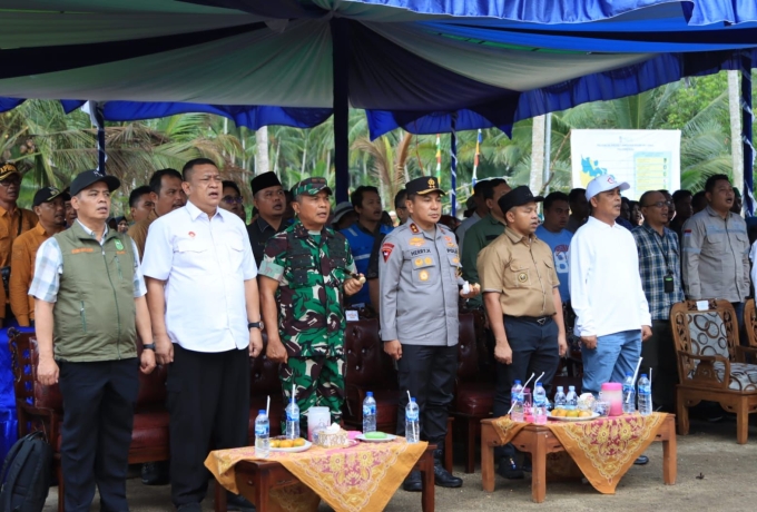 Peringati Hari Mangrove Sedunia 2025, Gubernur Riau dan Kapolda Hadiri Aksi Kolaboratif dari Pesisir Belaras Barat