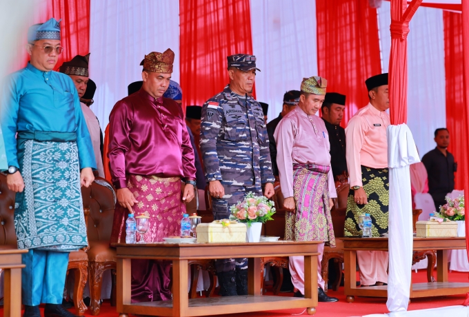 Pj Sekda Siak Hadiri Upacara Peringatan Hari Jadi Ke-68 Provinsi Riau di Siak, Wujudkan Riau Gemilang