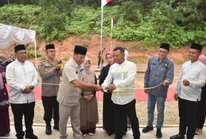 Bupati Kuansing Serahkan Hibah Tanah Untuk Koramil Inuman