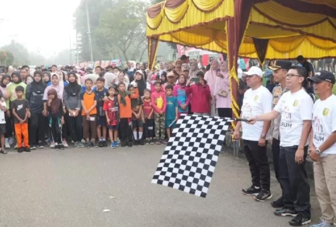 Peringatan May Day 2025 digelar pada 1 Mei 2025 di Sport Center Teluk Kuantan, Berlangsung Meriah