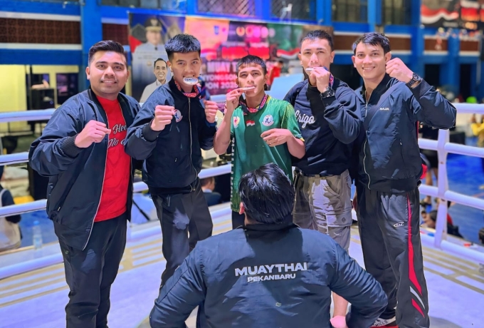 Muaythai Riau sabet 2 emas 1 perunggu pada Kejurnas 2025 di NTB