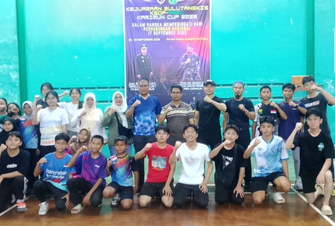 Bupati Iskandarsyah Buka Kejuaraan Bulu Tangkis KSOP Karimun Cup 2025