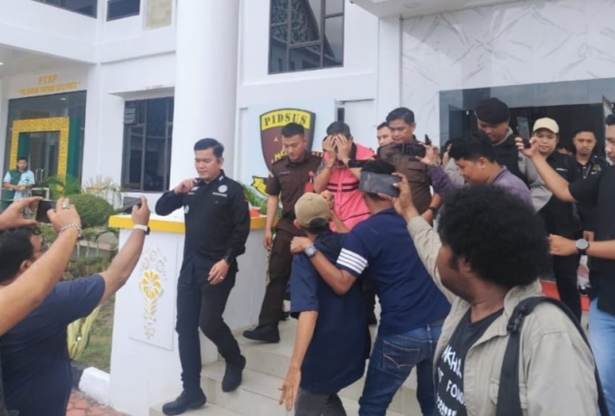 Rugikan Negara Rp 4,5 Miliar, Kejati Kepri Tahan Dua Tersangka Korupsi BNPB