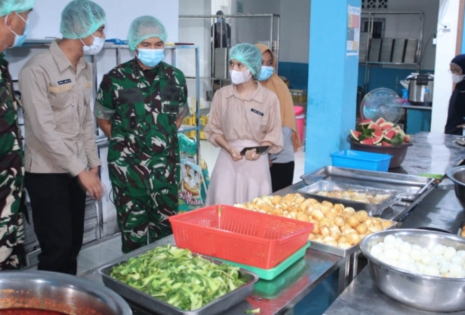 Pastikan MBG Sesuai Standar, Dandim 0315 Tanjungpinang Tinjau Dapur SPPG