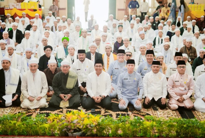 Wabup Jhoni Charles Tutup Resmi Pertemuan Khalifah se-Rokan Hilir