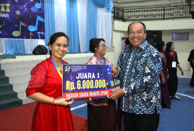 Meriah dan Penuh Sukacita! Bupati Asahan Tutup Pesparawi VIII Tahun 2025