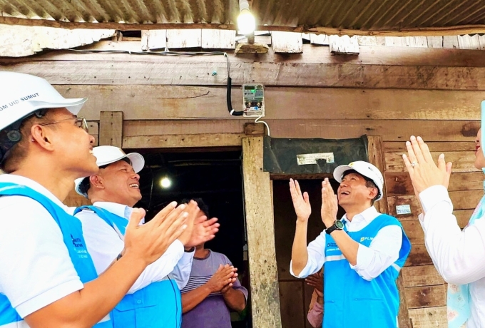 Berbagi Cahaya, Menumbuhkan Harapan: PLN Hadirkan Akses Listrik bagi 31 Rumah di Tapanuli Tengah dalam Semangat HLN ke-80