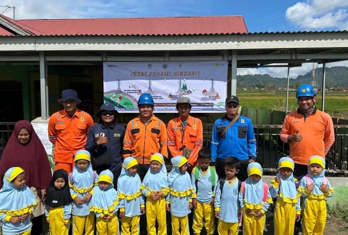 PDKB PLN UPT Padang Sukses Ganti Insulator Tension di SUTT 150 kV Kiliranjao- Teluk Kuantan II Tanpa Padam