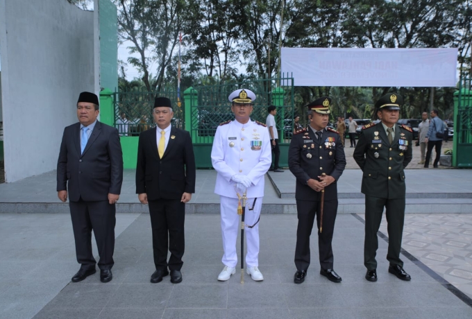 Forkopimda Asahan Peringati Hari Pahlawan dengan Upacara dan Ziarah di TMP Kisaran
