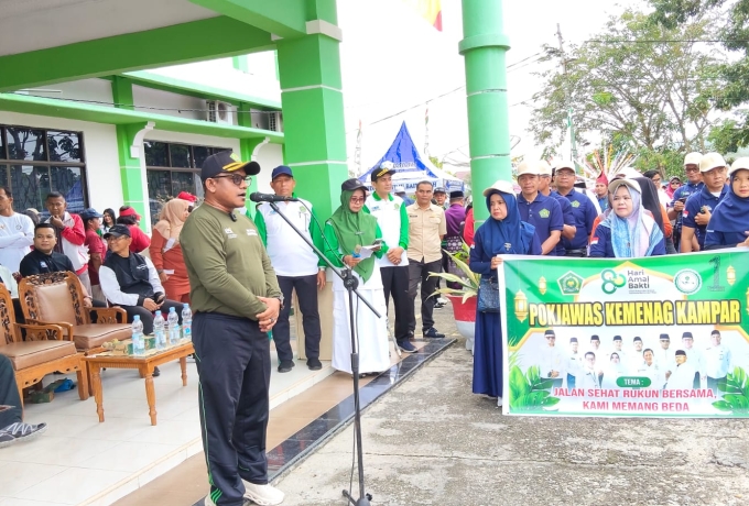 HAB Kemenag ke-80 Kampar Meledak! Hampir 10 Ribu Warga Tumpah Ruah dalam Gerak Jalan Kerukunan