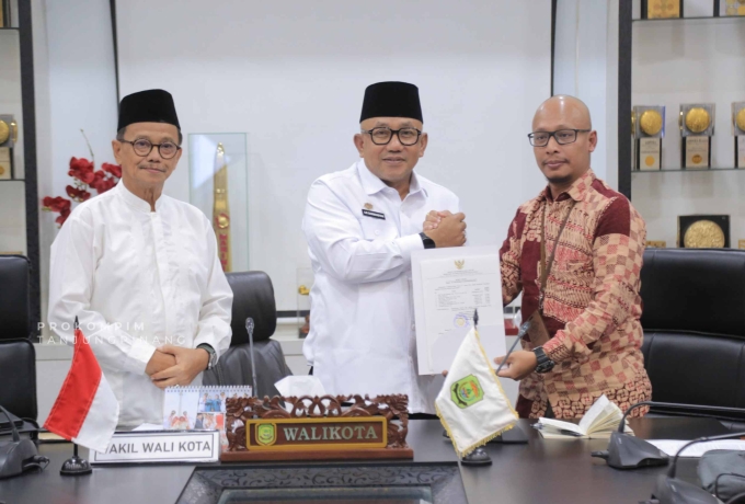 Walikota Tanjungpinang Terima Tim BPK Kepri dalam Entry Meeting Pemeriksaan LKPD 2025