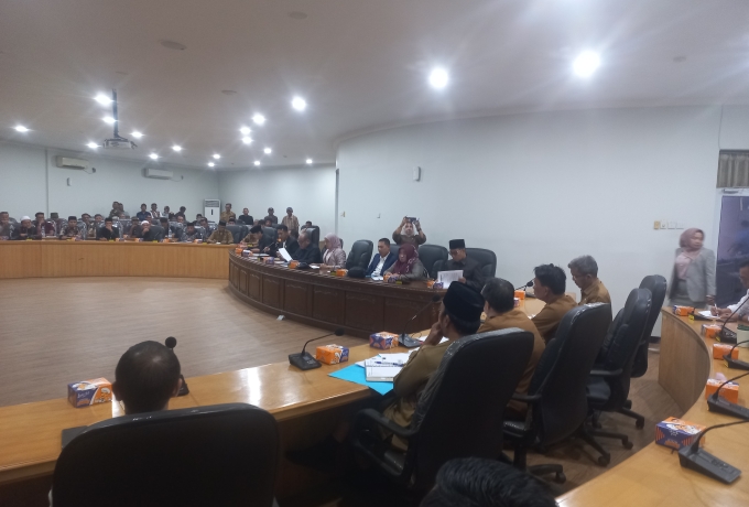 DPRD Kampar Gelar RDP Pencemaran Sungai Tapung Hilir, Kerugian Warga Tembus Miliaran Rupiah