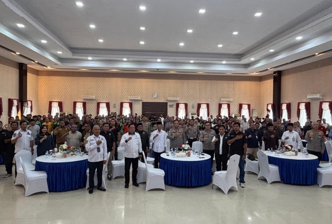 Halalbihalal Bersama Kapolda Kepri, Driver Online dan Buruh Perkuat Kebersamaan