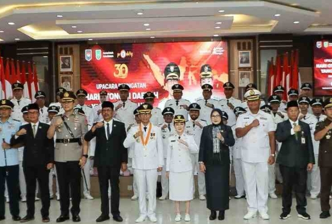 Pimpinan DPRD Kota Batam Hadiri Upacara Hari Otonomi Daerah