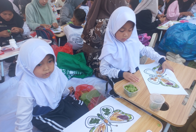 Meriahkan HAN 2026, 633 Anak PAUD Kuok Tampilkan Kreativitas Lewat Lomba Kolase