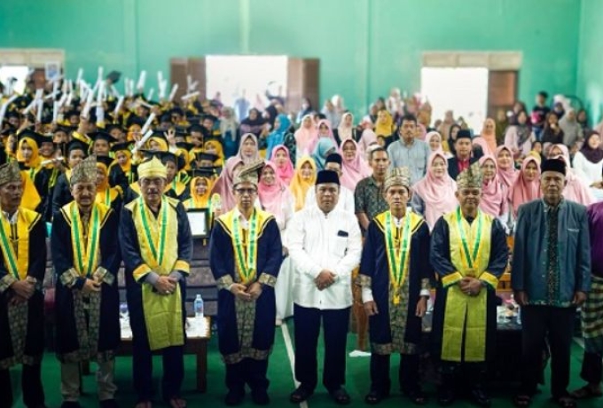  Bupati Karimun Iskandarsyah Hadiri Wisuda Santri TPQ Angkatan XXI se-Kecamatan Kundur Barat 