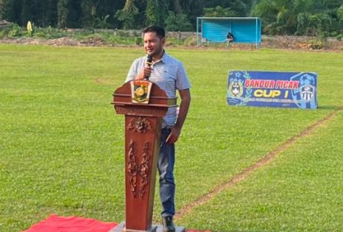 Anggota DPRD Kampar Jihad Aqsha, SE Resmi Buka Semi Open Tournament Pemuda Cup Bandur Picak
