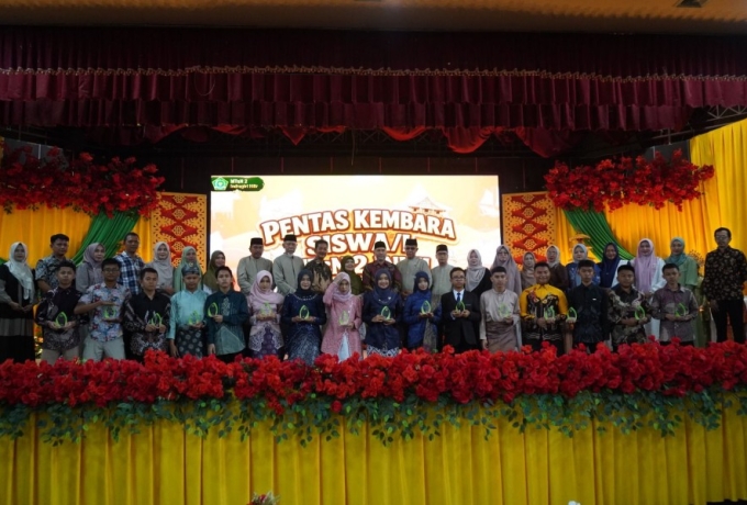 MTsN 2 Inhil Lepas Siswa 2026, Pesan Bupati: Ilmu Jadi Bekal Hadapi Tantangan Hidup