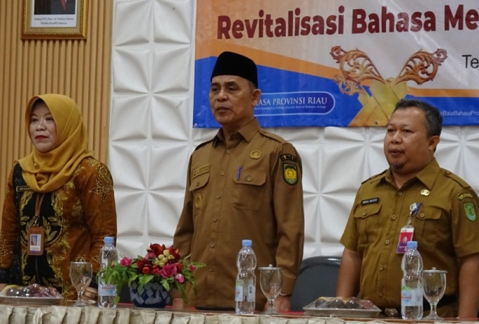 Bupati Herman Komit Jaga Bahasa Melayu Riau
