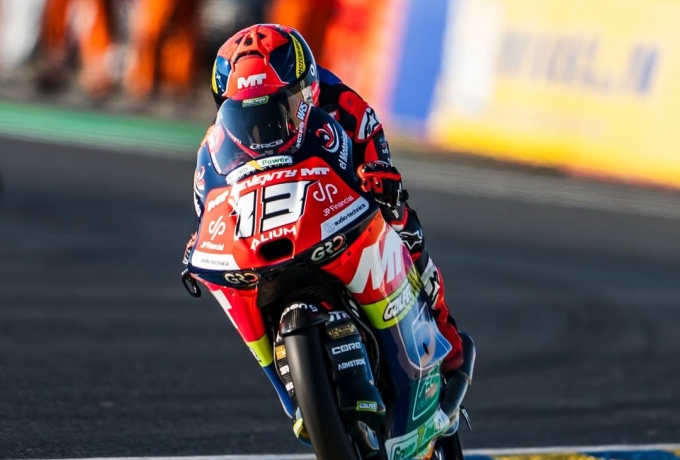 Moto3 Ceko: Hakim Danish Pecahkan Rekor Lap, Veda Pratama Lolos Langsung ke Q2
