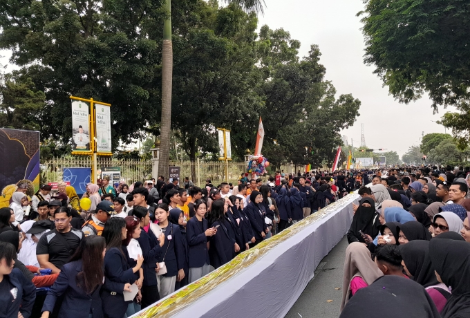 Menyusuri 1,1 Kilometer Kue Talam Durian, Wisata Kuliner Unik di HUT Pekanbaru