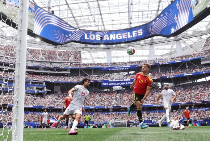Belgia Ditahan Iran, Kartu Merah Ngoy Warnai Laga