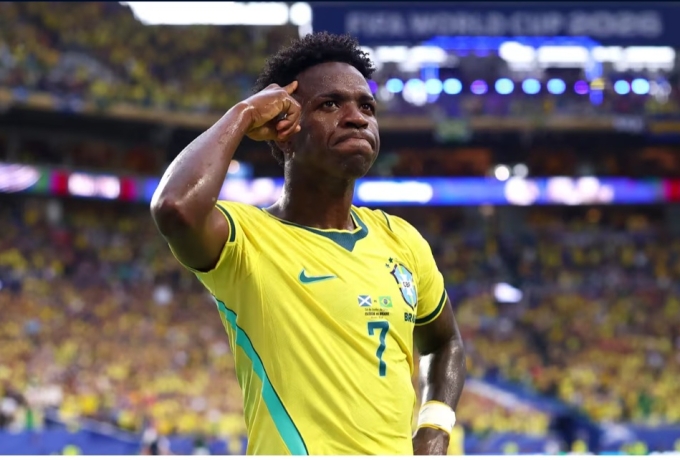 Vinicius Junior Bersinar, Brasil Gilas Skotlandia