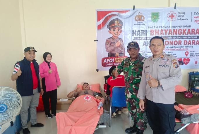 Polri Peduli Kesehatan: Polsek Keritang Sumbang 64 Kantong Darah di HUT Bhayangkara