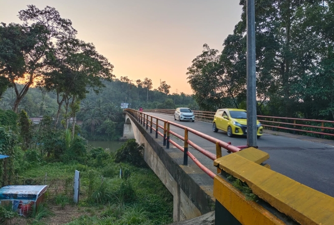 Duplikasi Jembatan Rantau Berangin Segera Dibangun, Warga Terdampak Terima Uang Kerohiman