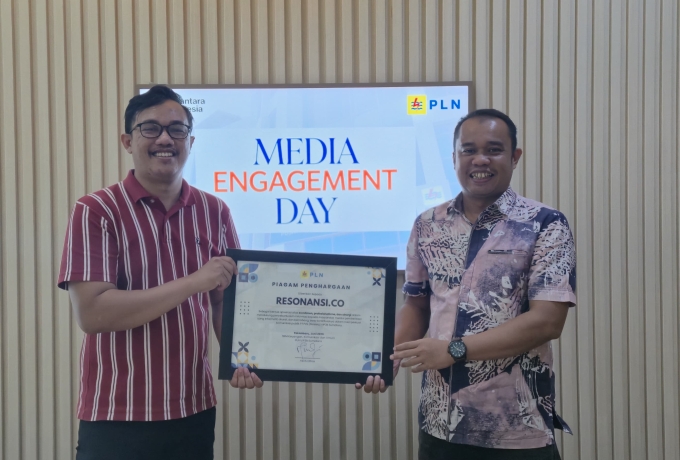 Resonansi.co Raih Penghargaan dari PLN UIP3B Sumatera