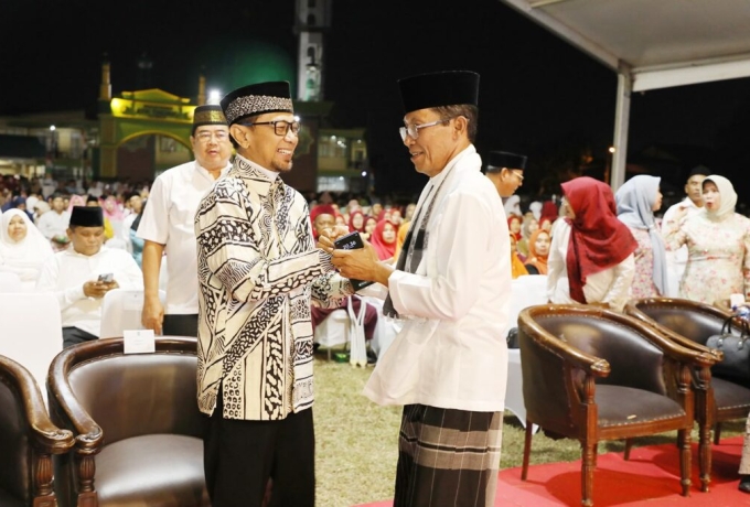 Peringatan Maulid Nabi Bersama Ustaz Wijayanto, Amsakar Ajak Jemaah Meneladani Rasulullah SAW