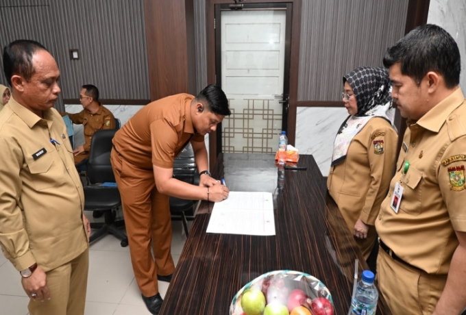 Bongkar-Pasang Plt Kadis PUPR Kampar, Ada Apa?