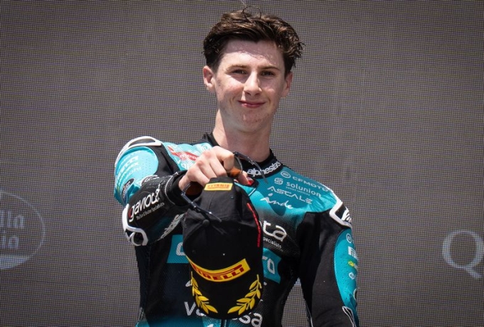 Maximo Quiles Kunci Gelar Juara Dunia Moto3 2026, Veda Ega Pratama Finis Keenam
