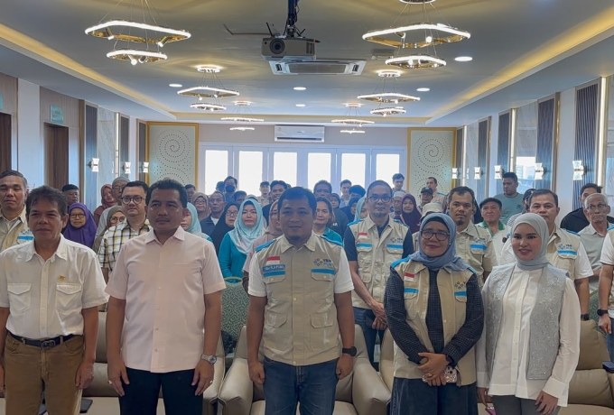 81 Tahun Menerangi Negeri, PLN UIP3B Sumatera Hadirkan Cahaya Baru bagi 81 Pasang Mata